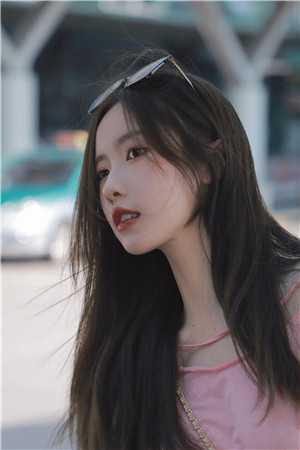 声音闷闷的男演员演古装的